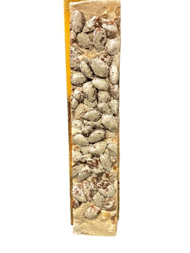 Puha mandulás kézműves nugát 180 g